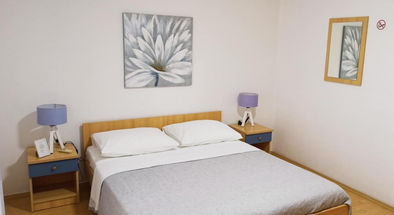 Apartmani Igor Makarska Kamer foto